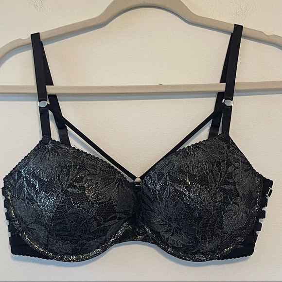 Victoria's Secret Other - Victoria's Secret 34DD Very Sexy Strappy Black Lace Push Up Bra